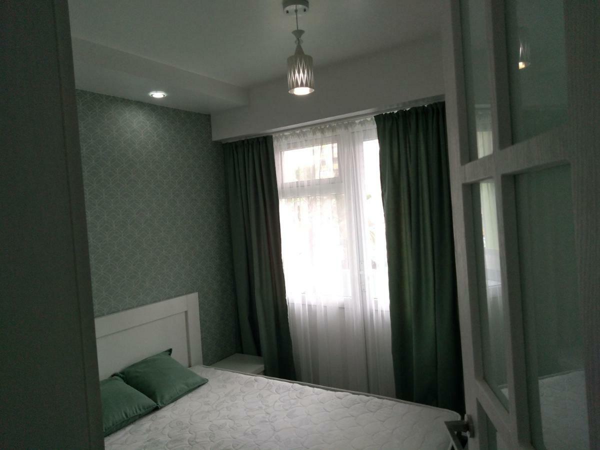Apartment Eteri Batumi Exterior photo
